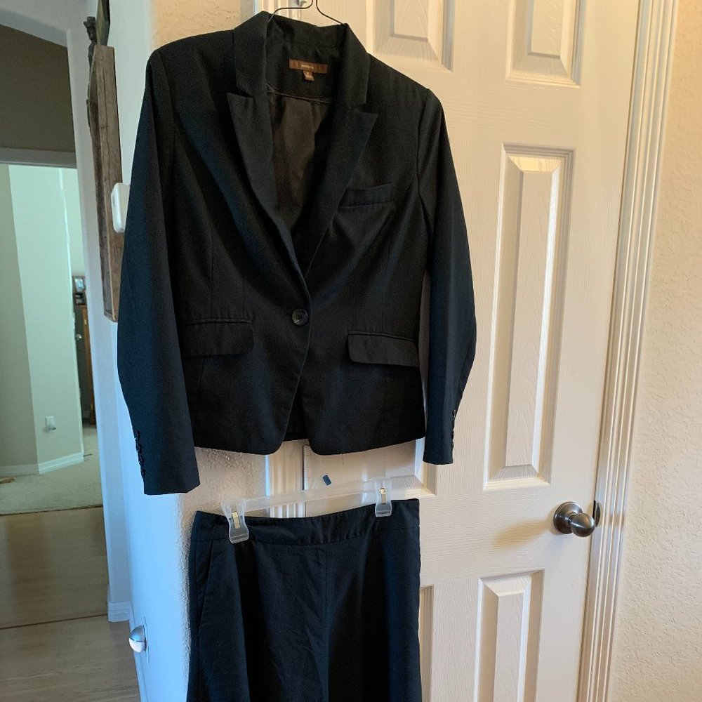 Merona 2 piece Black Skirt and Blazer Suit M